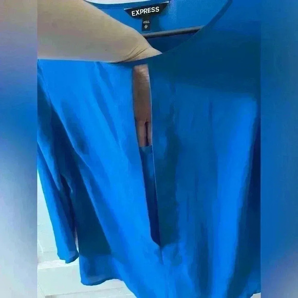 Express bright blue flowy blouse womens size extra small - Picture 6 of 7